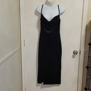 NWOT‎ Beautiful Black Velvety Long Dress Size Large